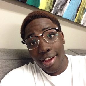 Meet your Posher, Malik